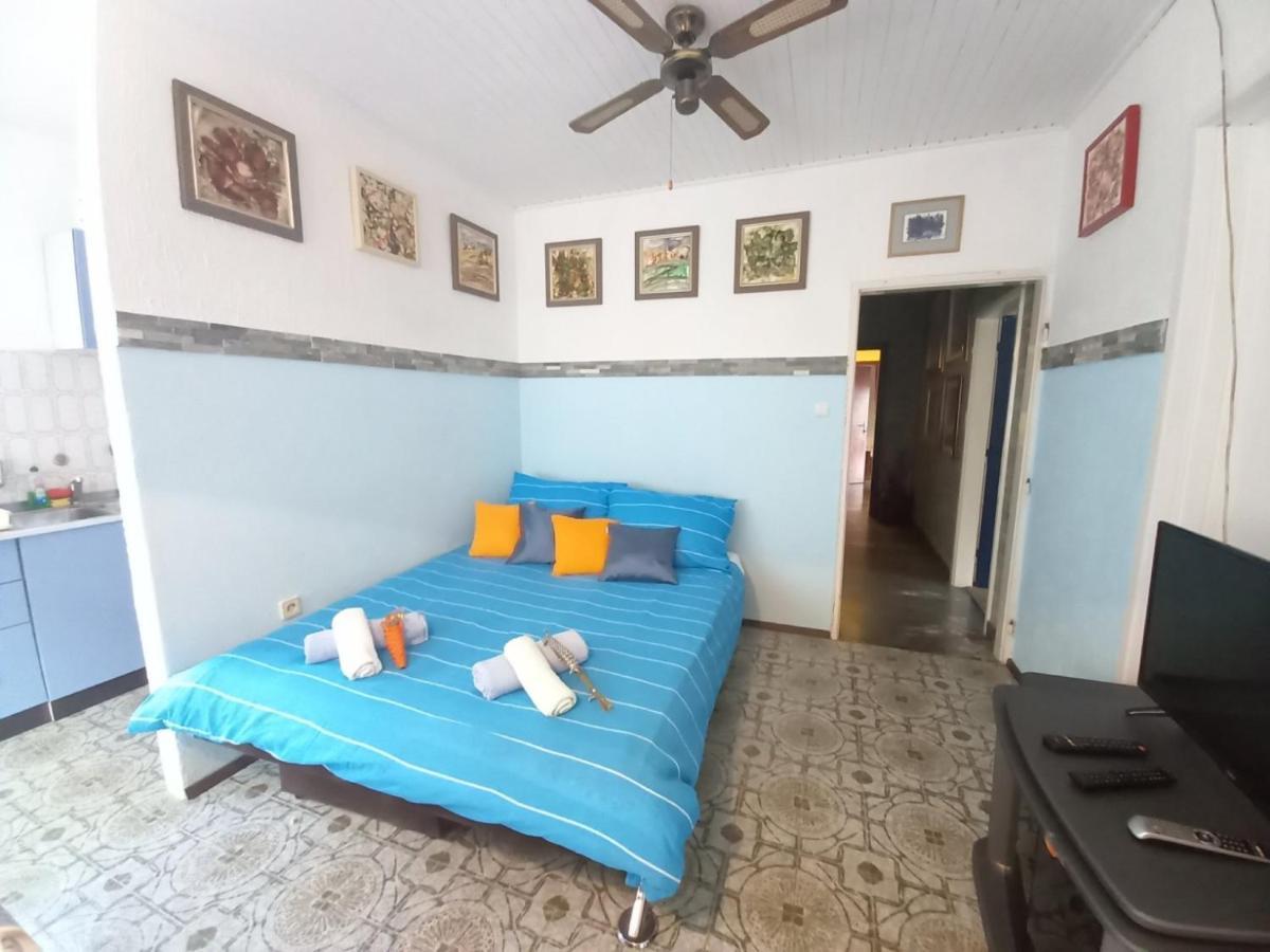 Apartments Lorinda Мощеницька Драга Номер фото
